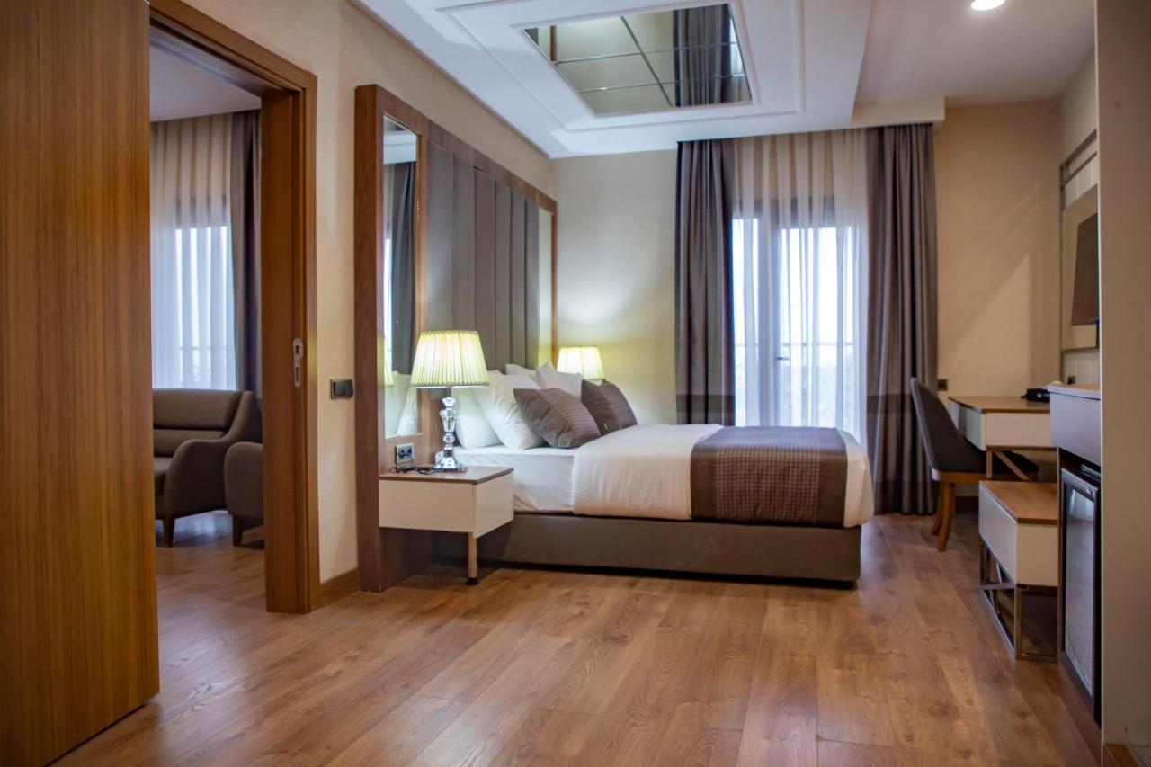 United Hotel International Yaoundé Extérieur photo