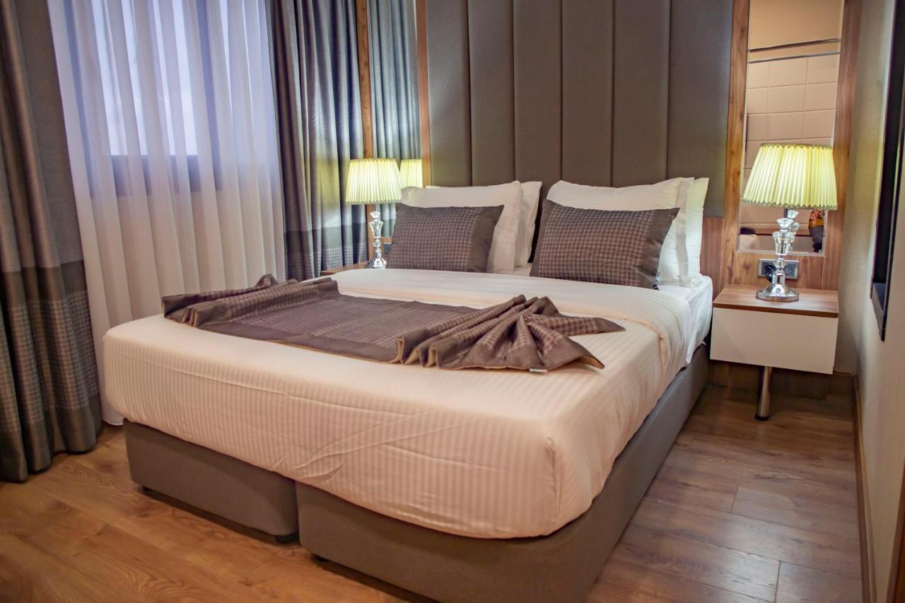 United Hotel International Yaoundé Extérieur photo